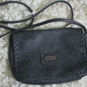 ROXY Grey cross body small purse